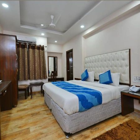 Hotel I Stay & Revels Near New Delhi Railway Station- By Ap Singh Hotels Esterno foto