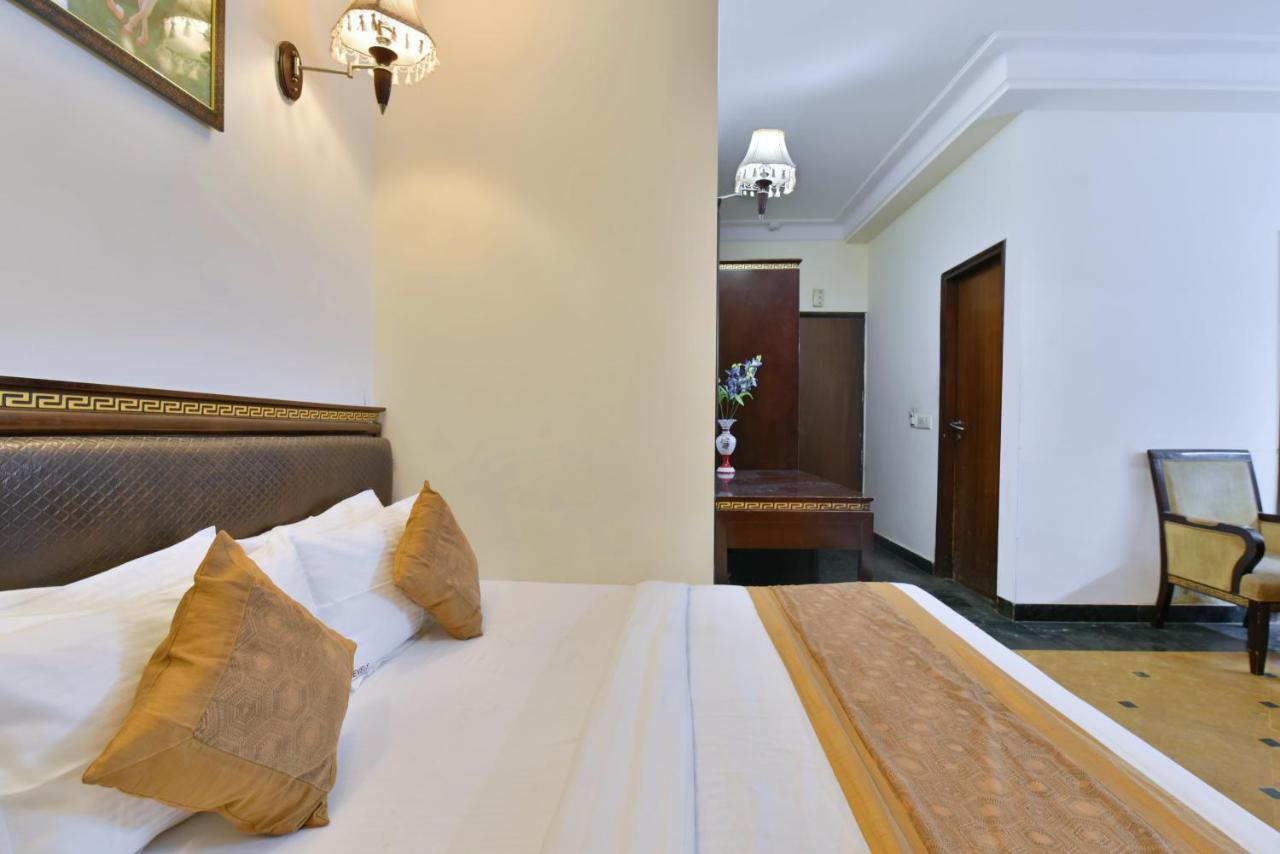 Hotel I Stay & Revels Near New Delhi Railway Station- By Ap Singh Hotels Esterno foto