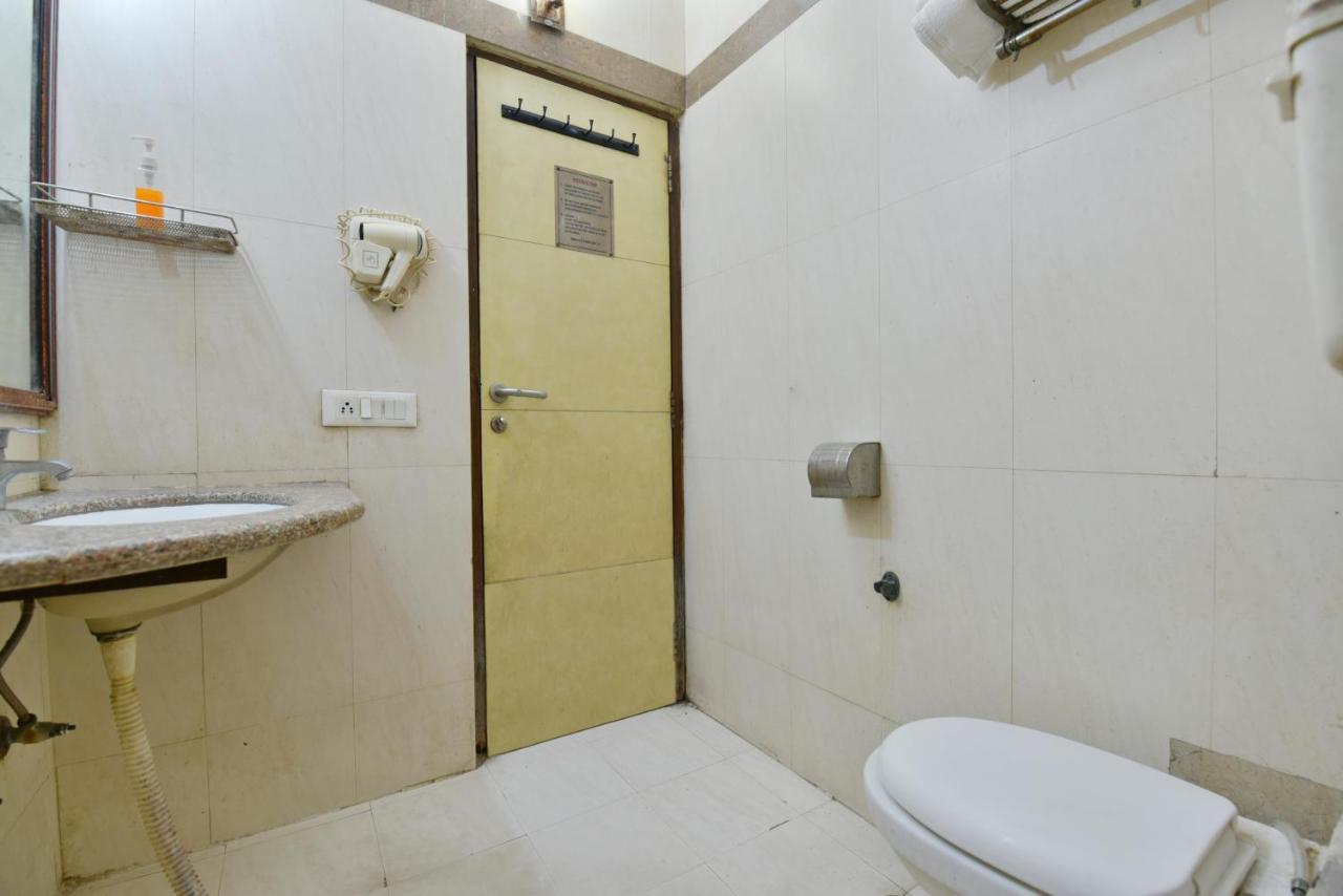 Hotel I Stay & Revels Near New Delhi Railway Station- By Ap Singh Hotels Esterno foto