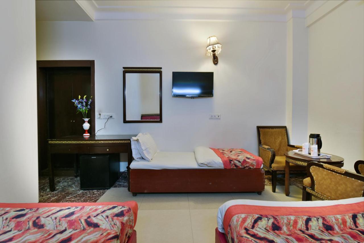 Hotel I Stay & Revels Near New Delhi Railway Station- By Ap Singh Hotels Esterno foto