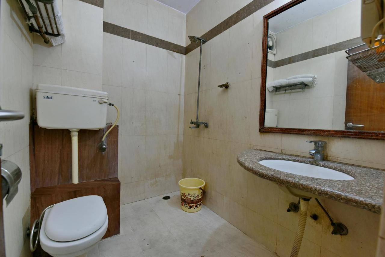 Hotel I Stay & Revels Near New Delhi Railway Station- By Ap Singh Hotels Esterno foto