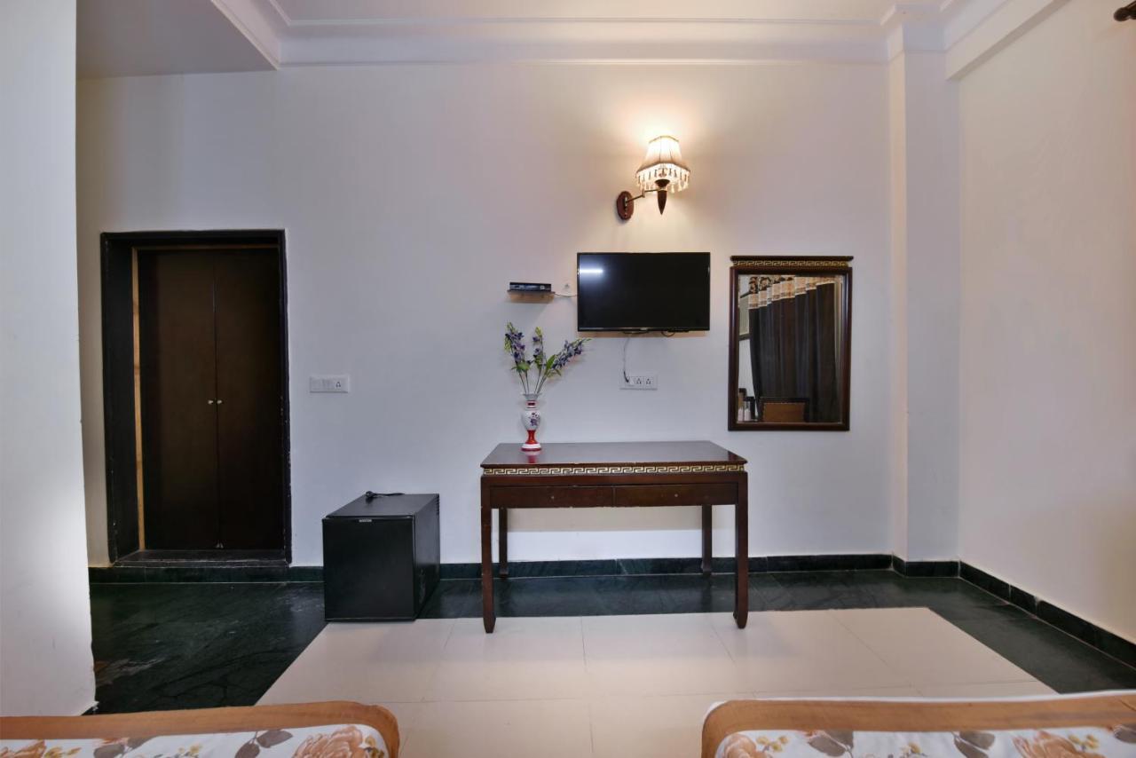 Hotel I Stay & Revels Near New Delhi Railway Station- By Ap Singh Hotels Esterno foto